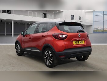 Used Renault Captur 2018 for sale - 77581728: Photo