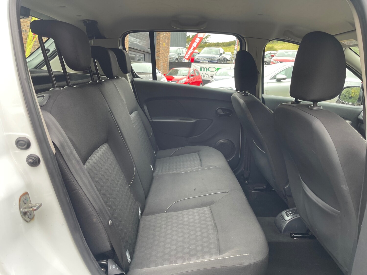 Used Dacia Sandero 2013 for sale - 76146275: Photo 15
