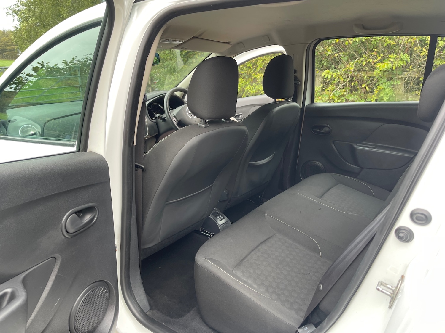 Used Dacia Sandero 2013 for sale - 76146275: Photo 18