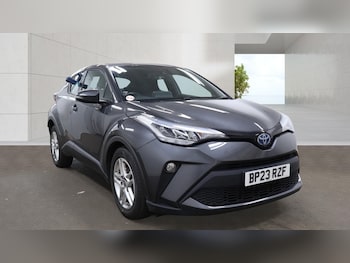 Used Toyota C-HR 2023 for sale - 79468943: Photo