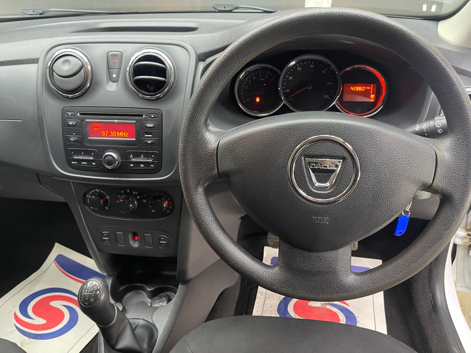 Used Dacia Sandero 2015 for sale - 77261914: Photo 11