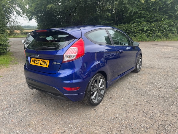 Used Ford Fiesta 2016 for sale - 75330329: Photo 4