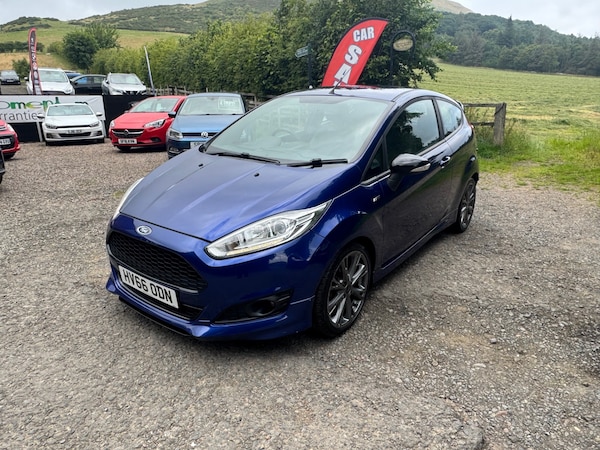 Used Ford Fiesta 2016 for sale - 75330329: Photo 6