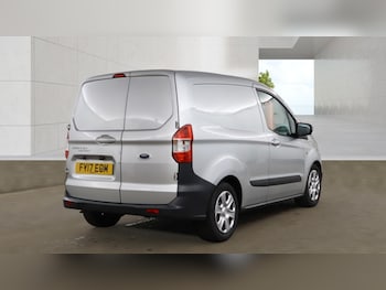 Used Ford Transit Courier 2017 for sale - 78755751: Photo