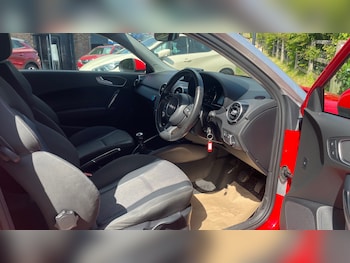 Used Audi A1 2011 for sale - 78691957: Photo