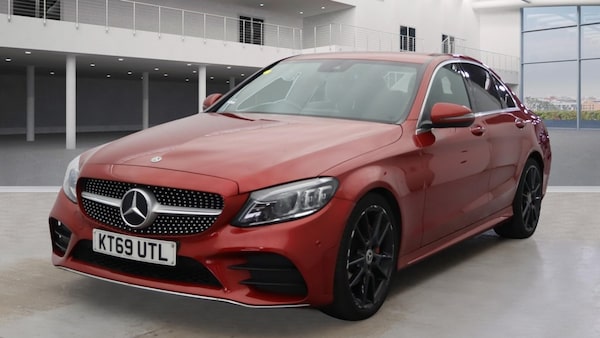 Used Mercedes-Benz C Class 2020 for sale - 76265255: Photo 2