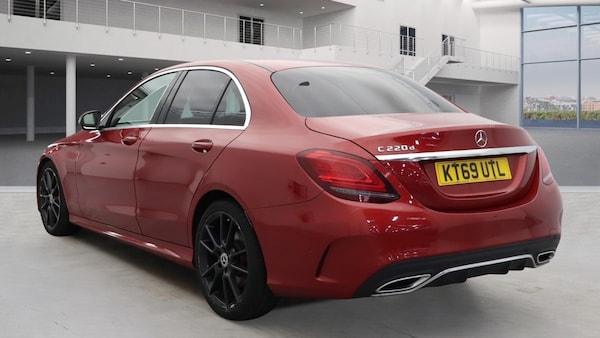Used Mercedes-Benz C Class 2020 for sale - 76265255: Photo 3