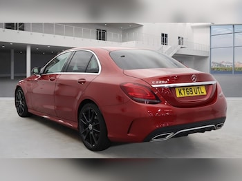 Used Mercedes-Benz C Class 2020 for sale - 76265255: Photo 3