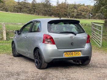 Used Toyota Yaris 2008 for sale - 76206478: Photo 2