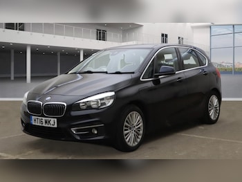 Used BMW 2 Series 2016 for sale - 76265211: Photo