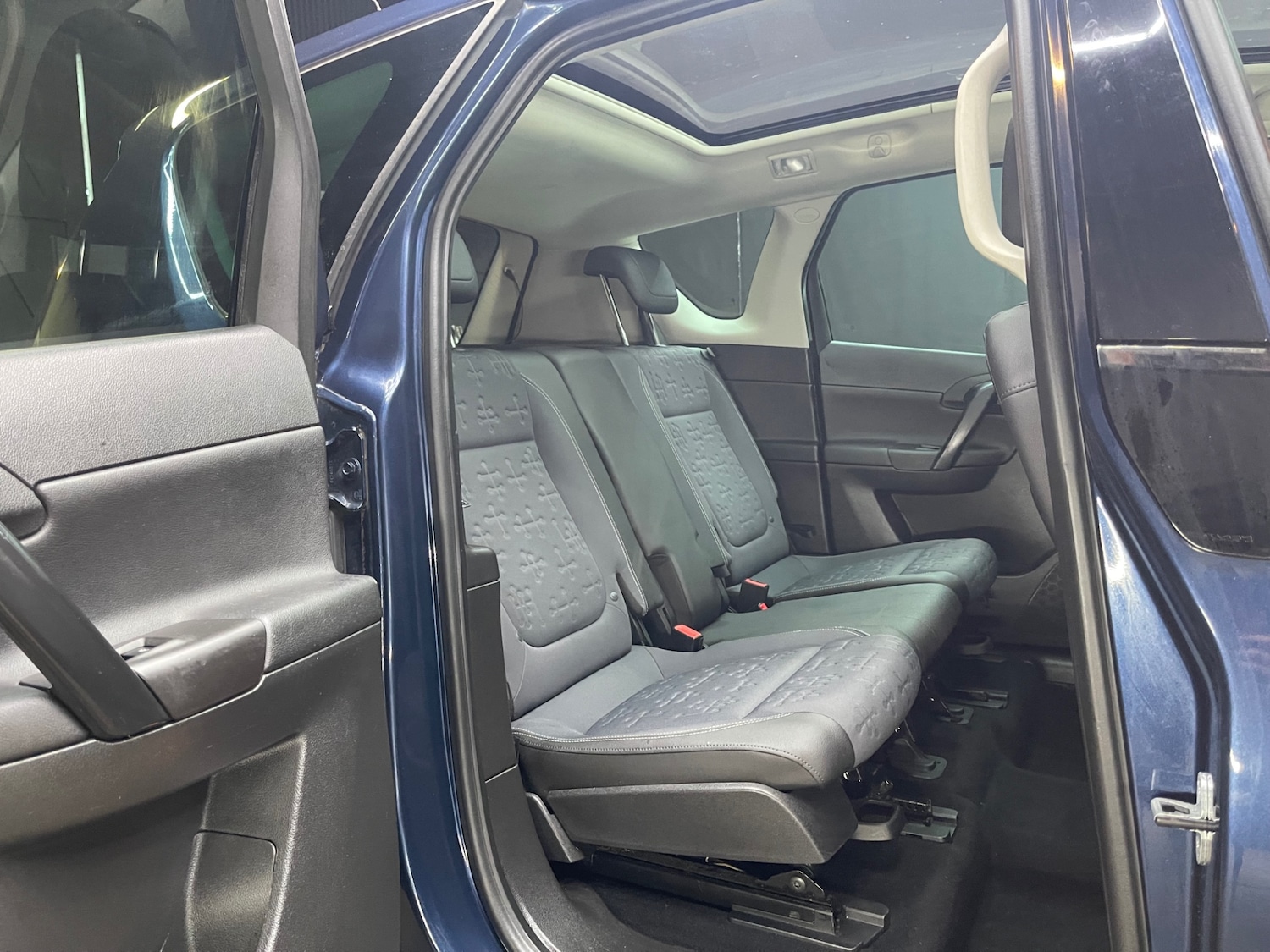 Used Vauxhall Meriva 2014 for sale - 77324336: Photo 15