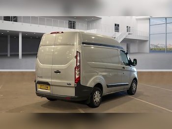 Used Ford Transit Custom 2017 for sale - 76208030: Photo 4