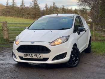 Used Ford Fiesta 2016 for sale - 72998678: Photo