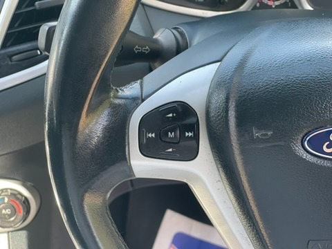 Used Ford Fiesta 2010 for sale - 77245322: Photo 19