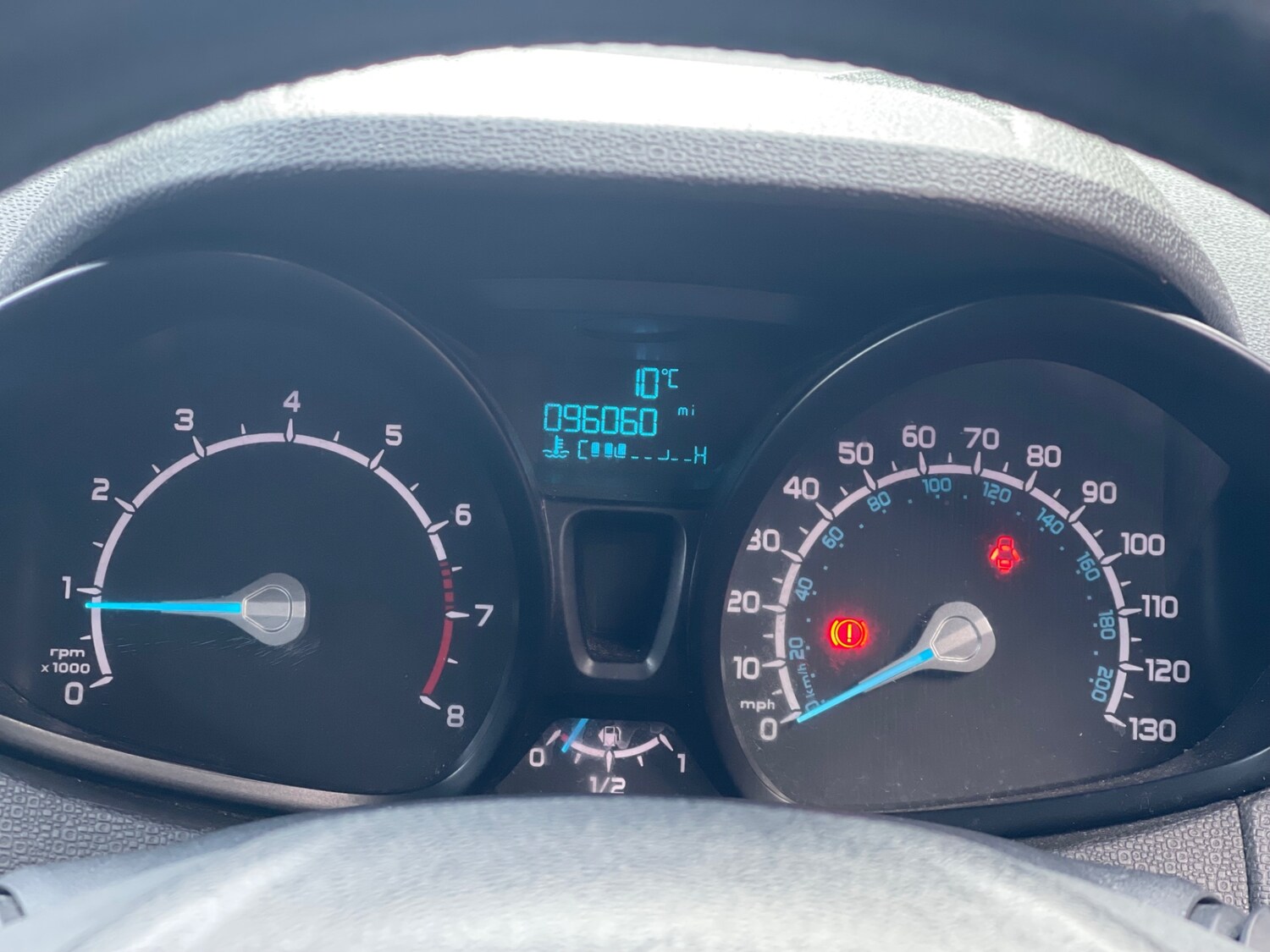 Used Ford Ecosport 2015 for sale - 77324540: Photo 12