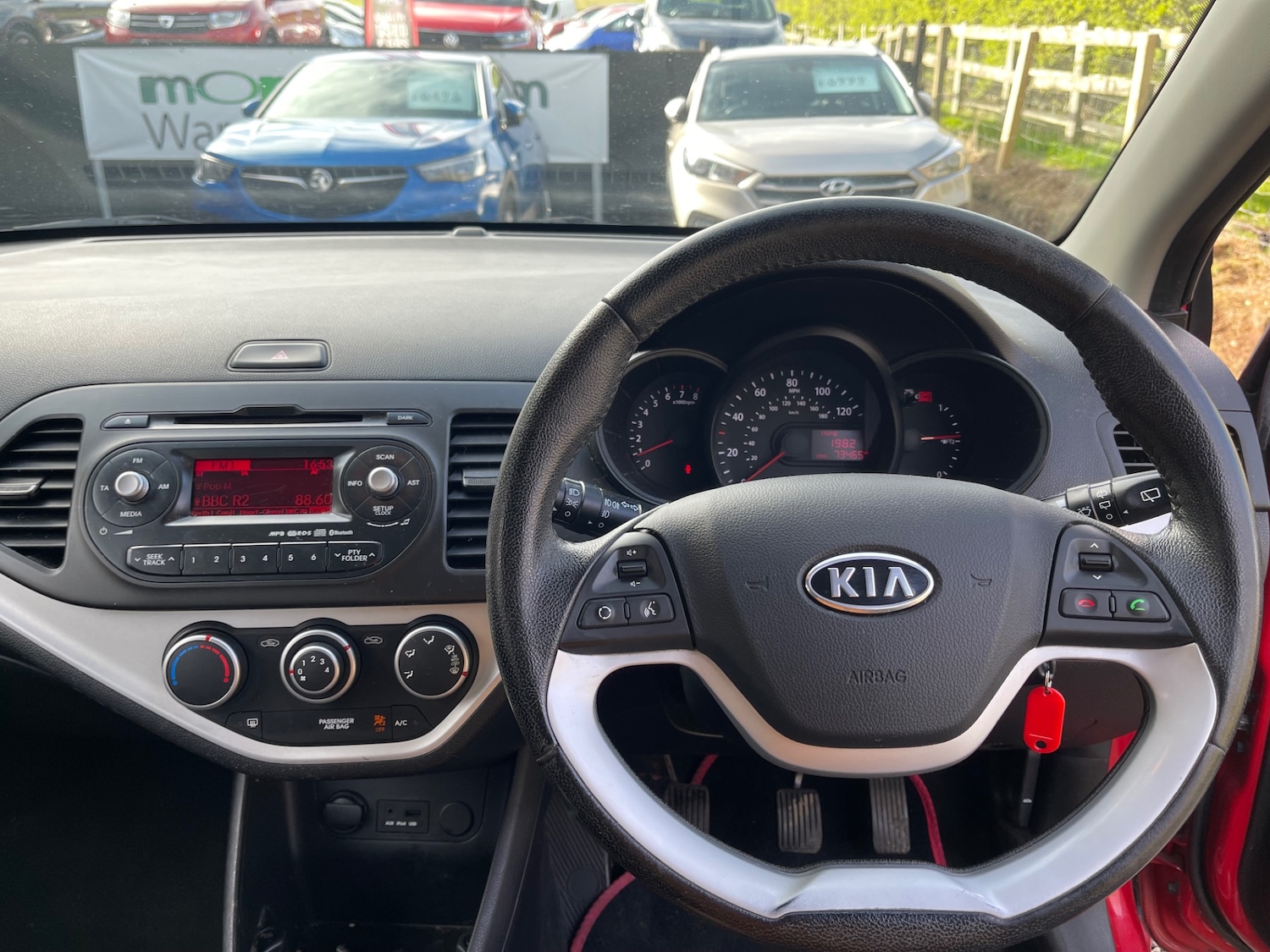 Used Kia Picanto 2012 for sale - 78180132: Photo 8