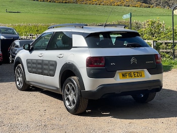 Used Citroen C4 Cactus 2016 for sale - 78411838: Photo