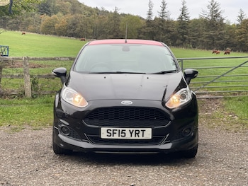 Used Ford Fiesta 2015 for sale - 76046161: Photo 2