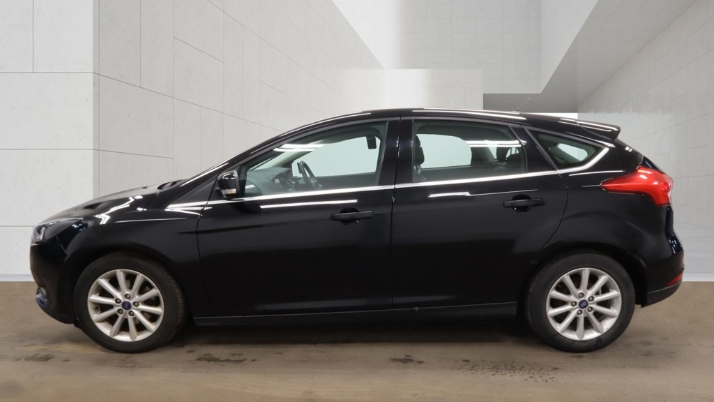 Used Ford Focus 2016 for sale - 78210270: Photo 9
