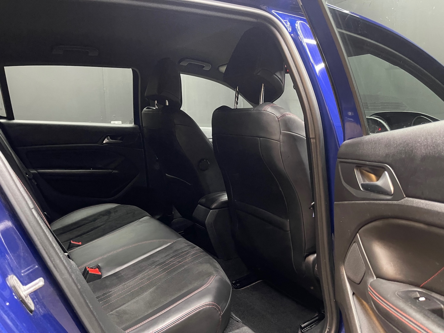 Used Peugeot 308 2017 for sale - 77104740: Photo 17