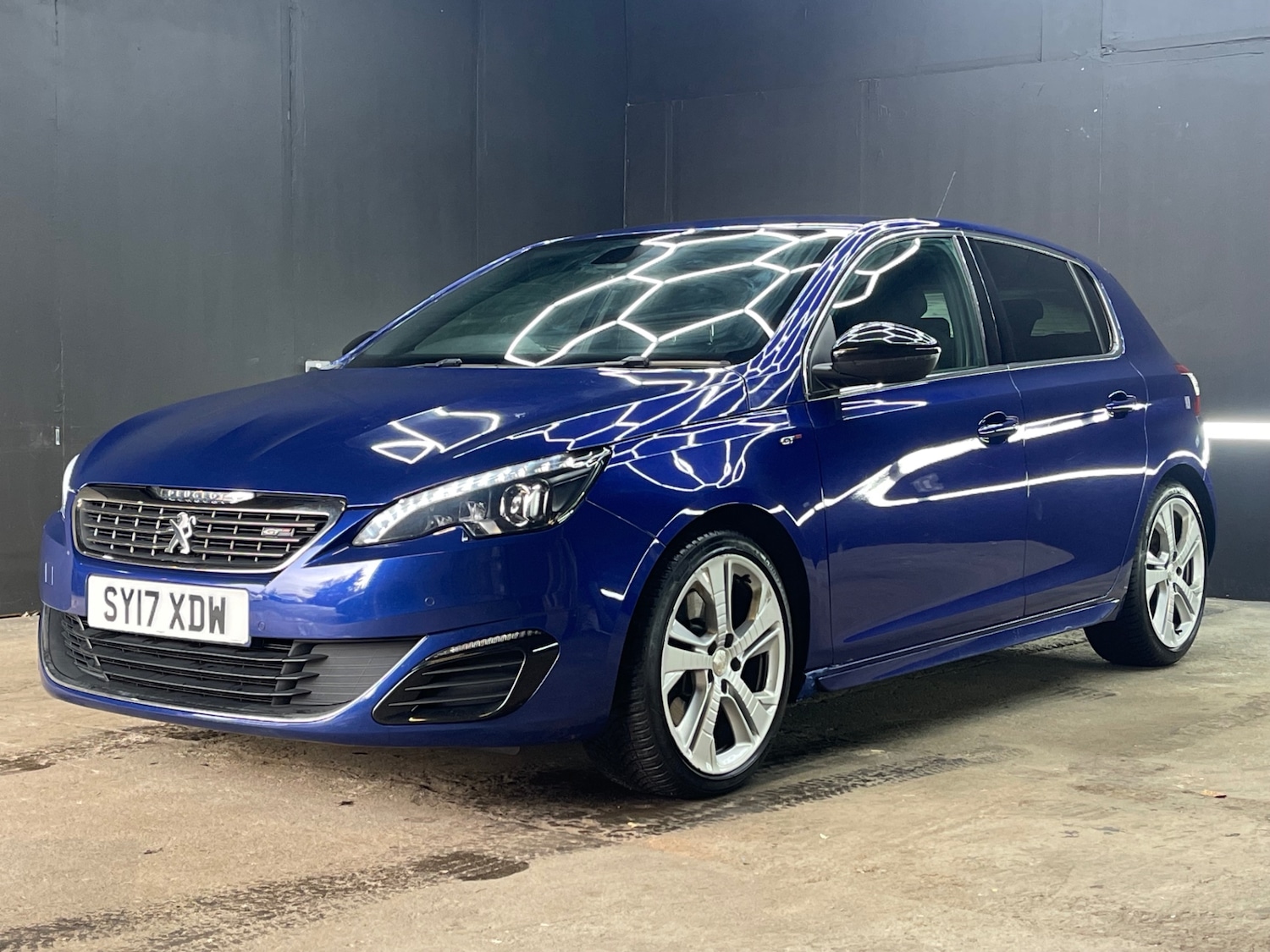 Used Peugeot 308 2017 for sale - 77104740: Photo 3