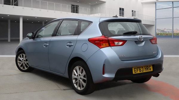 Used Toyota Auris 2014 for sale - 76287538: Photo 3