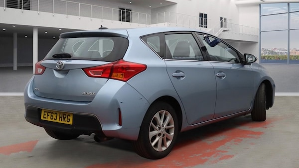 Used Toyota Auris 2014 for sale - 76287538: Photo 4