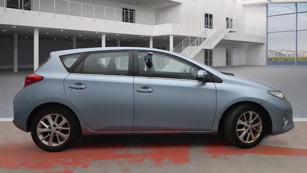 Used Toyota Auris 2014 for sale - 76287538: Photo 5