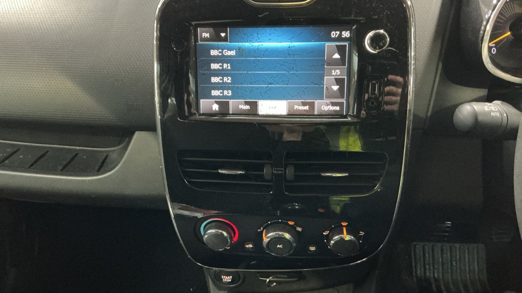 Used Renault Clio 2014 for sale - 78000036: Photo 9