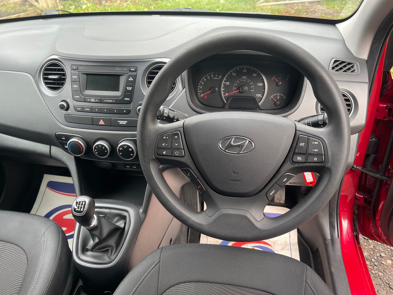 Used Hyundai i10 2017 for sale - 76045844: Photo 13