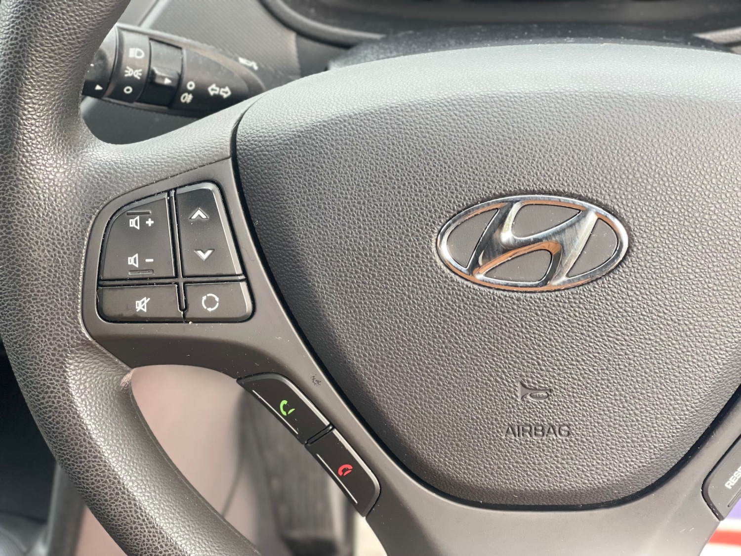Used Hyundai i10 2017 for sale - 76045844: Photo 16