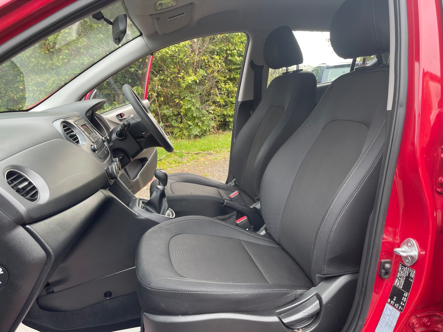 Used Hyundai i10 2017 for sale - 76045844: Photo 25