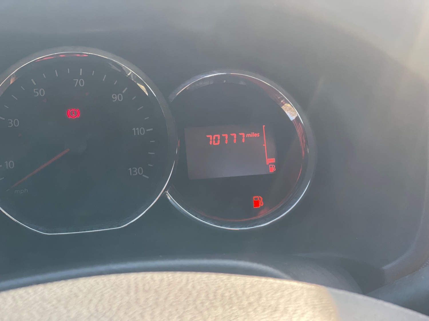 Used Dacia Sandero 2015 for sale - 77732777: Photo 10