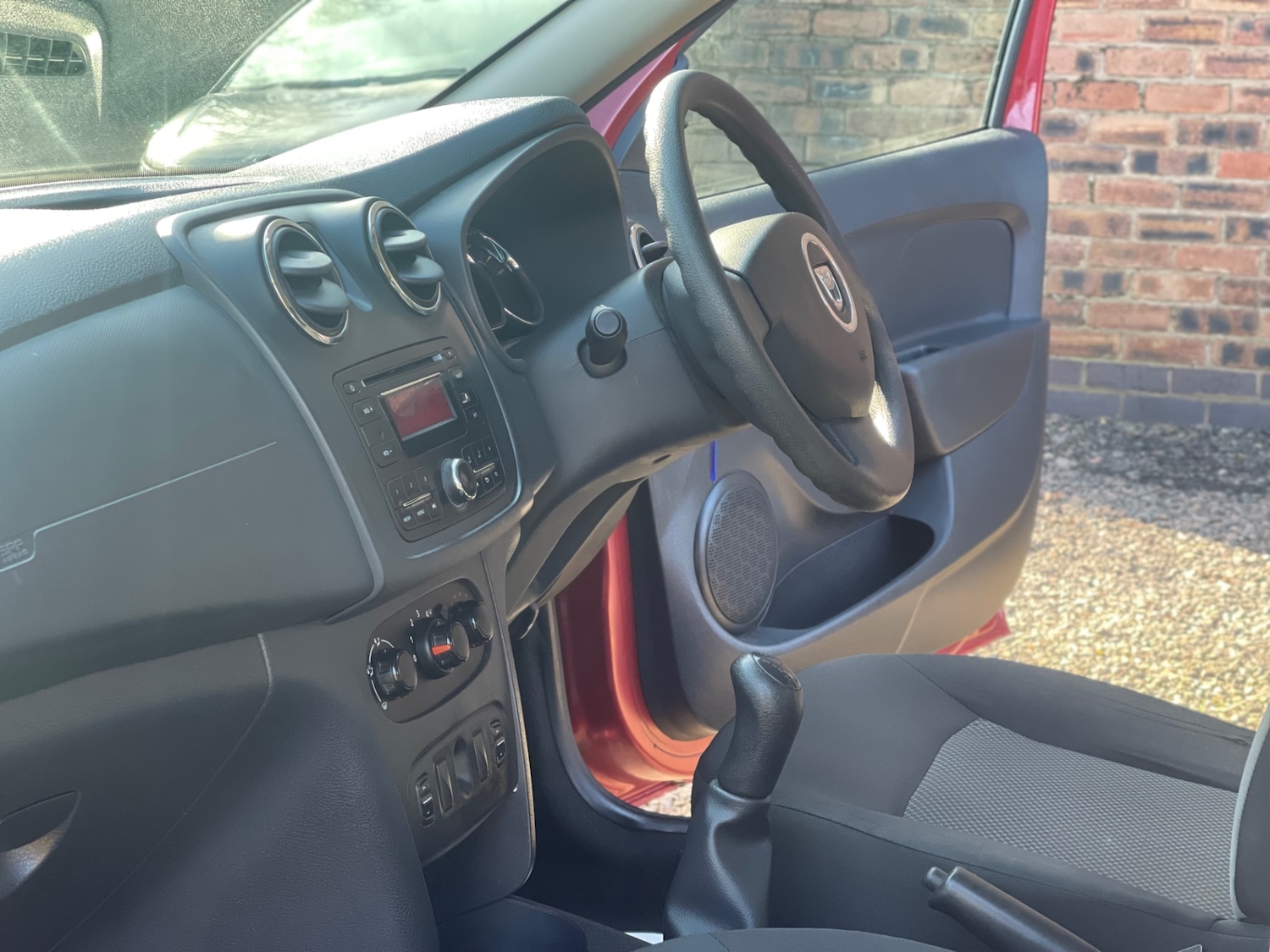 Used Dacia Sandero 2015 for sale - 77732777: Photo 19