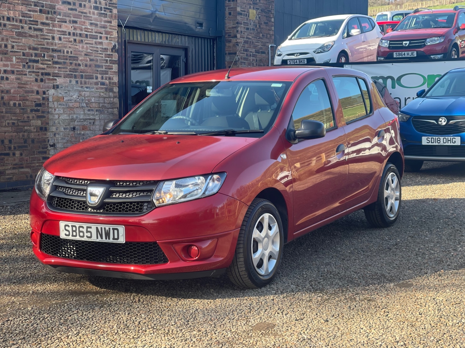 Used Dacia Sandero 2015 for sale - 77732777: Photo 3