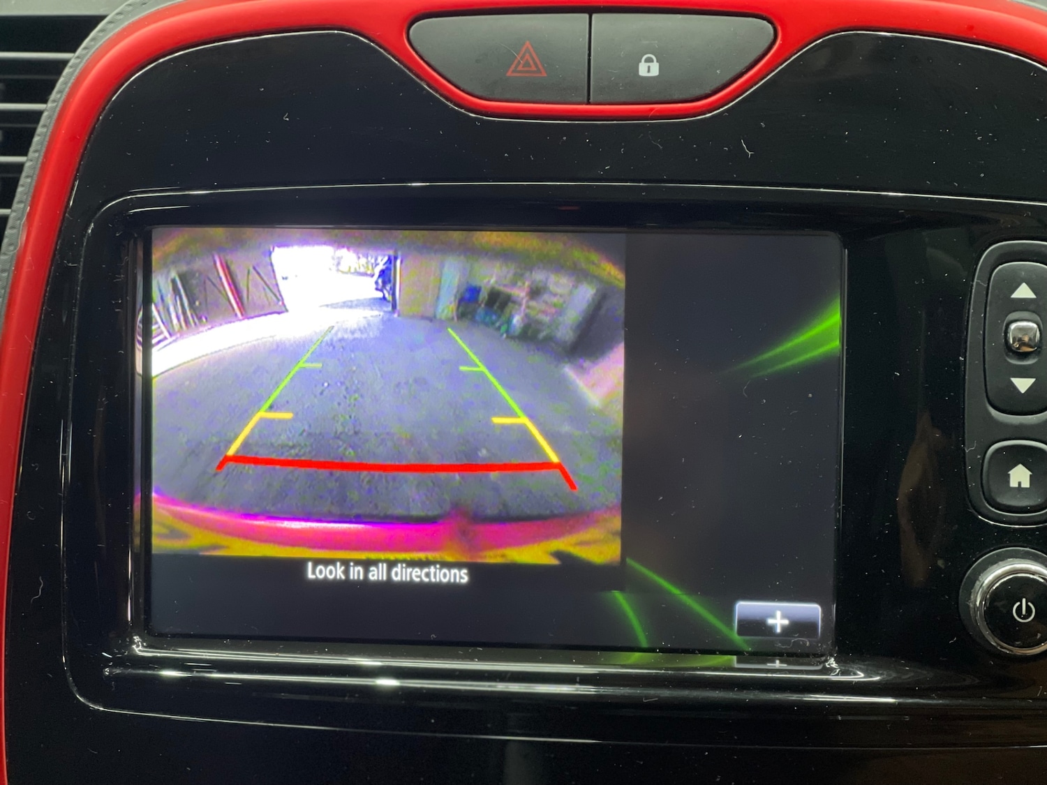 Used Renault Captur 2015 for sale - 77432662: Photo 14