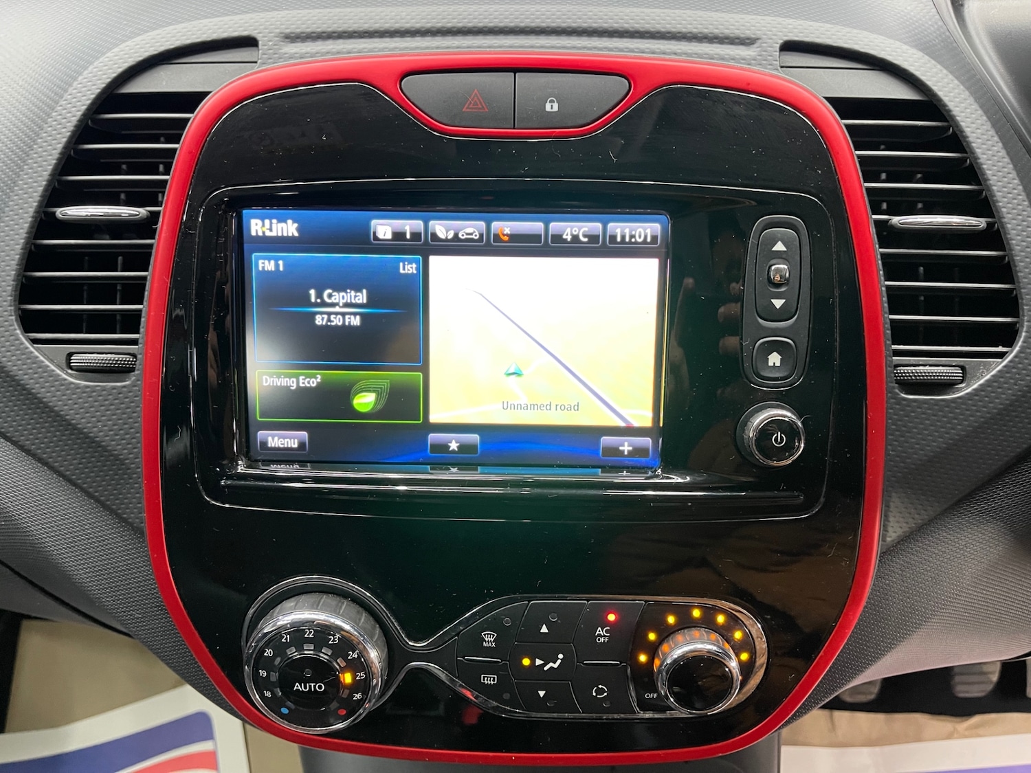 Used Renault Captur 2015 for sale - 77432662: Photo 9