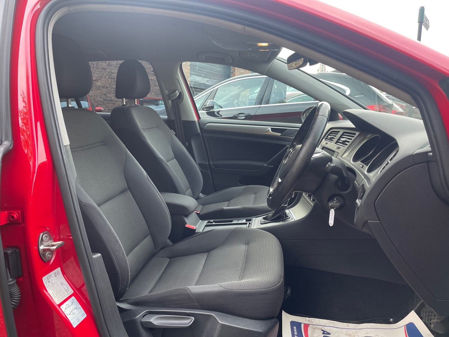 Used Volkswagen Golf 2016 for sale - 76287550: Photo 12
