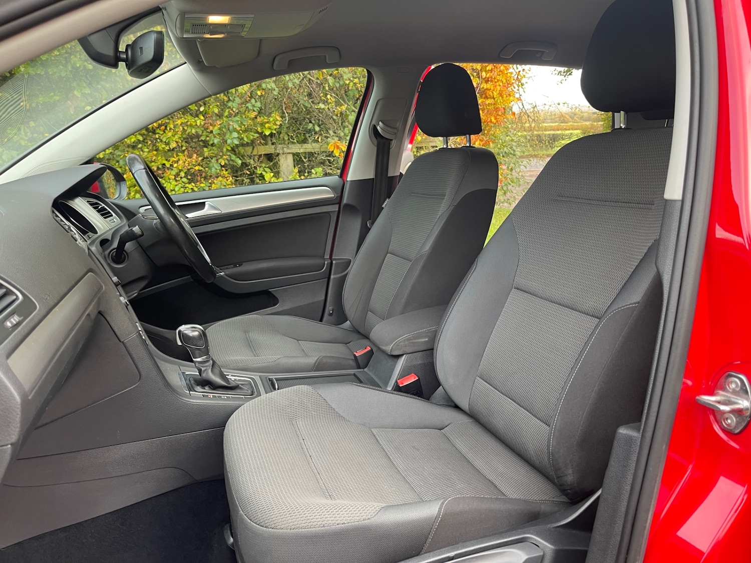 Used Volkswagen Golf 2016 for sale - 76287550: Photo 28