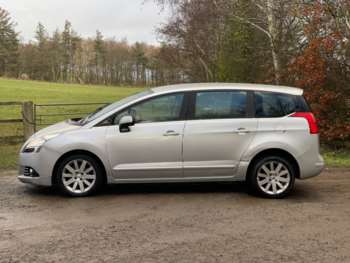 Used Peugeot 5008 2012 for sale - 74613760: Photo