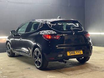 Used Renault Clio 2016 for sale - 77135966: Photo