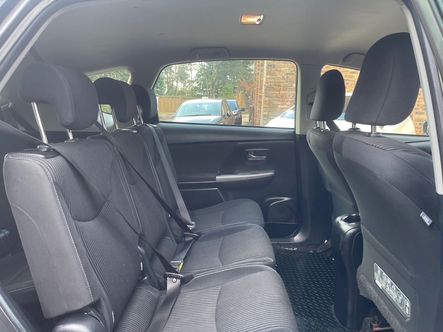 Used Toyota Prius+ 2020 for sale - 77649996: Photo 17