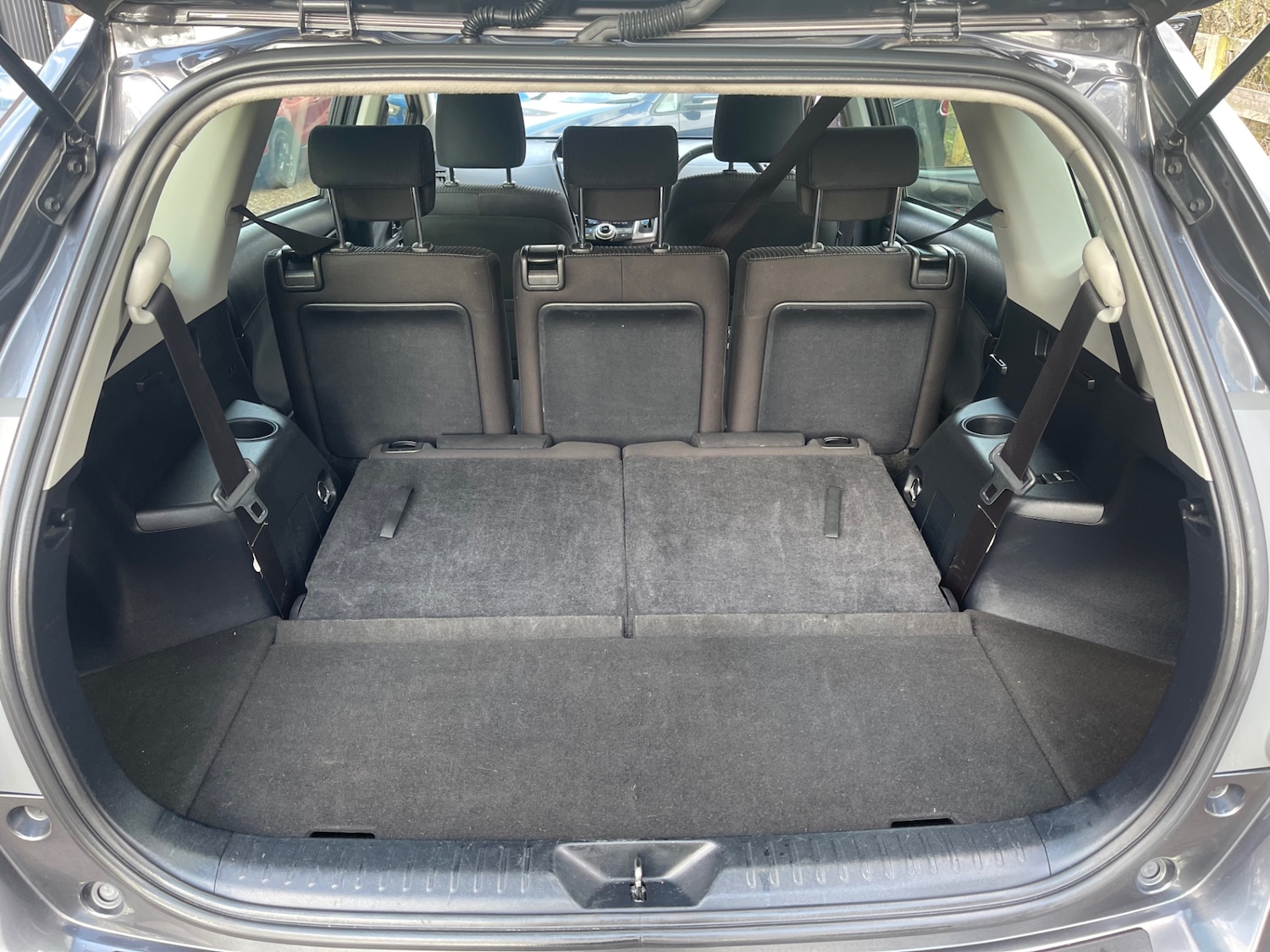 Used Toyota Prius+ 2020 for sale - 77649996: Photo 20