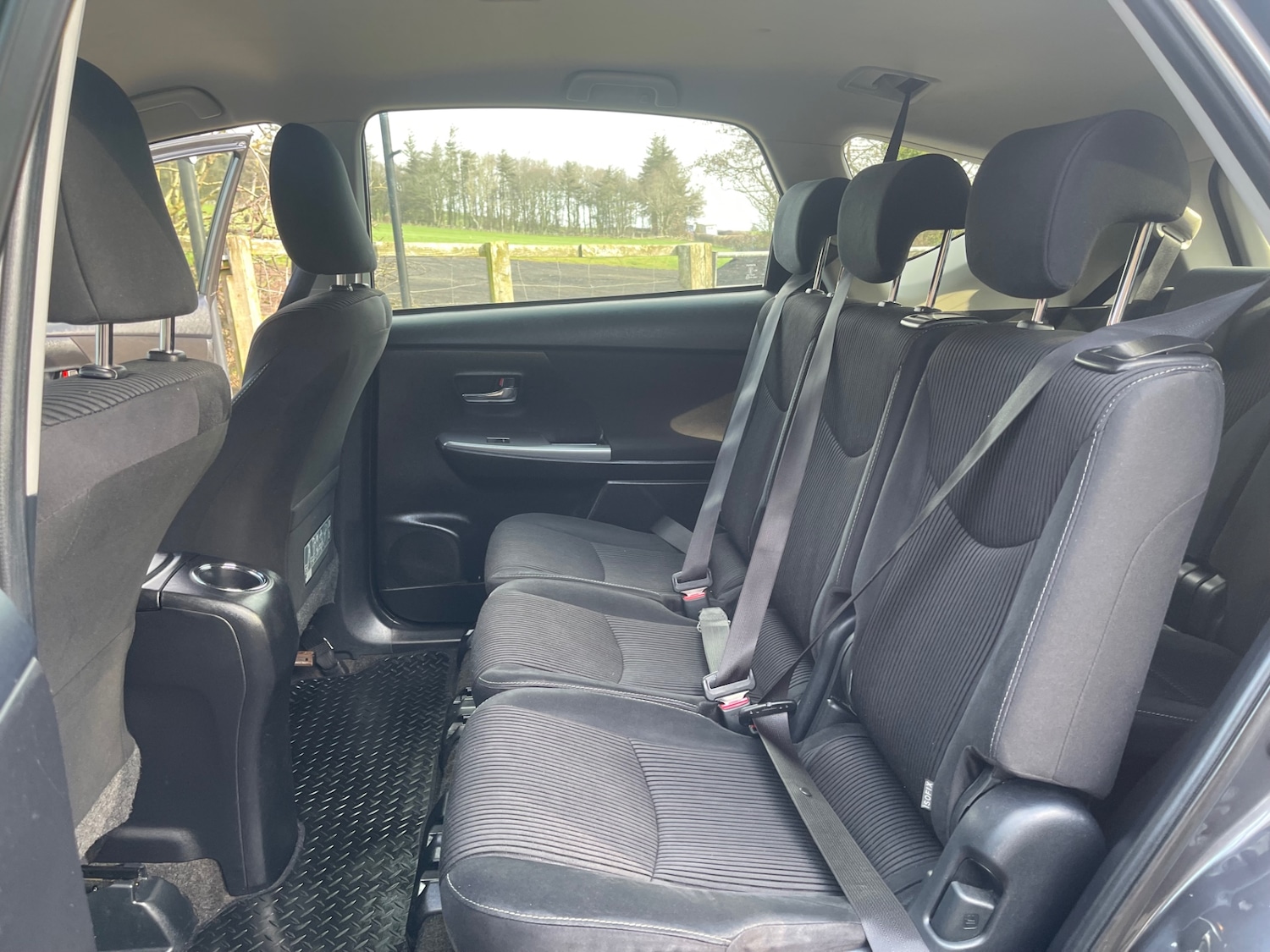 Used Toyota Prius+ 2020 for sale - 77649996: Photo 23