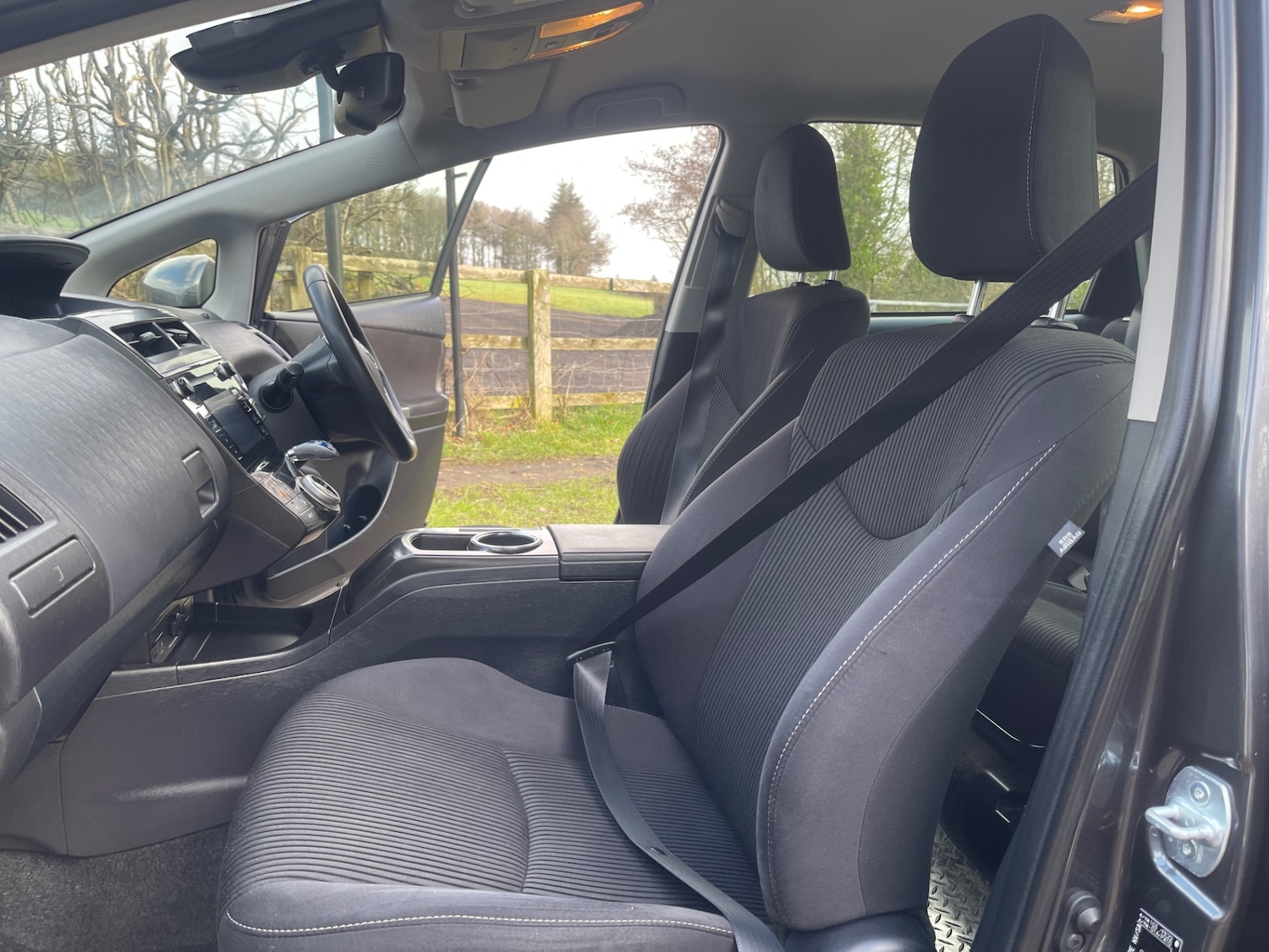 Used Toyota Prius+ 2020 for sale - 77649996: Photo 26