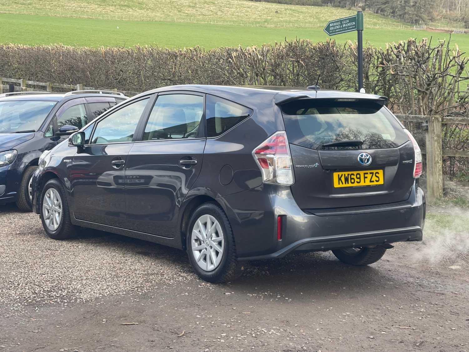 Used Toyota Prius+ 2020 for sale - 77649996: Photo 6