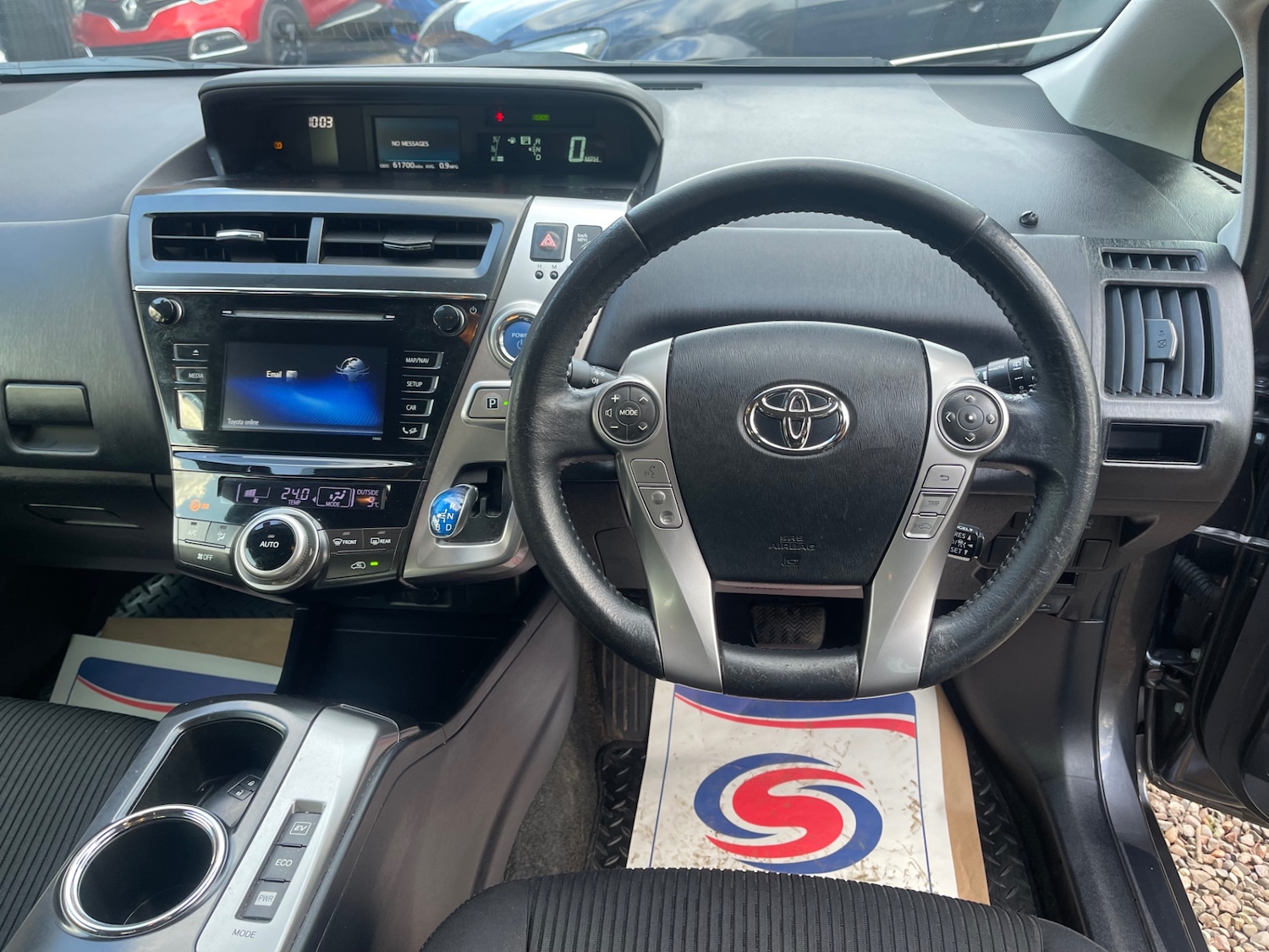 Used Toyota Prius+ 2020 for sale - 77649996: Photo 8