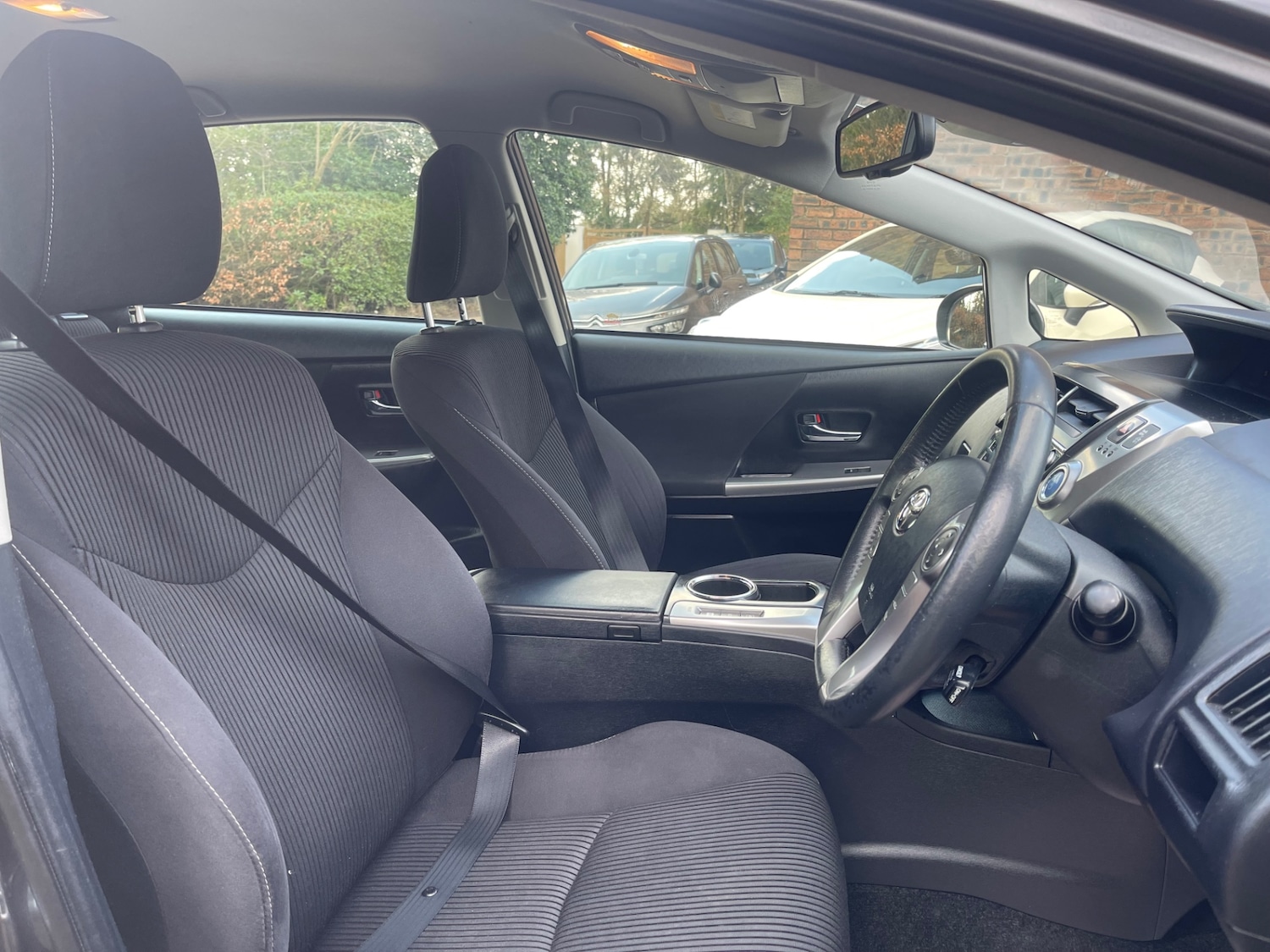 Used Toyota Prius+ 2020 for sale - 77649996: Photo 9