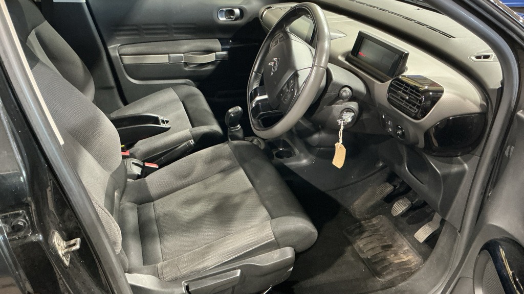 Used Citroen C4 Cactus 2015 for sale - 76567902: Photo 8