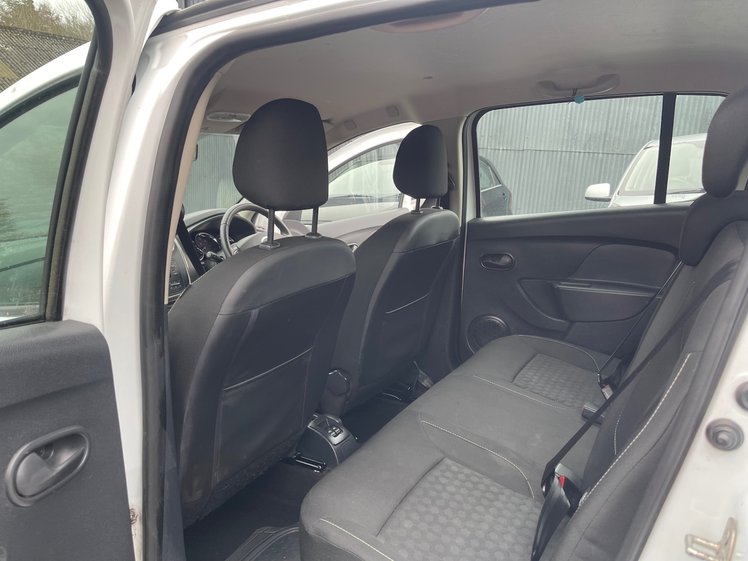 Used Dacia Sandero 2015 for sale - 77998487: Photo 16